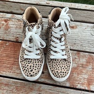 Leopard Sneakers with zipper size 6
